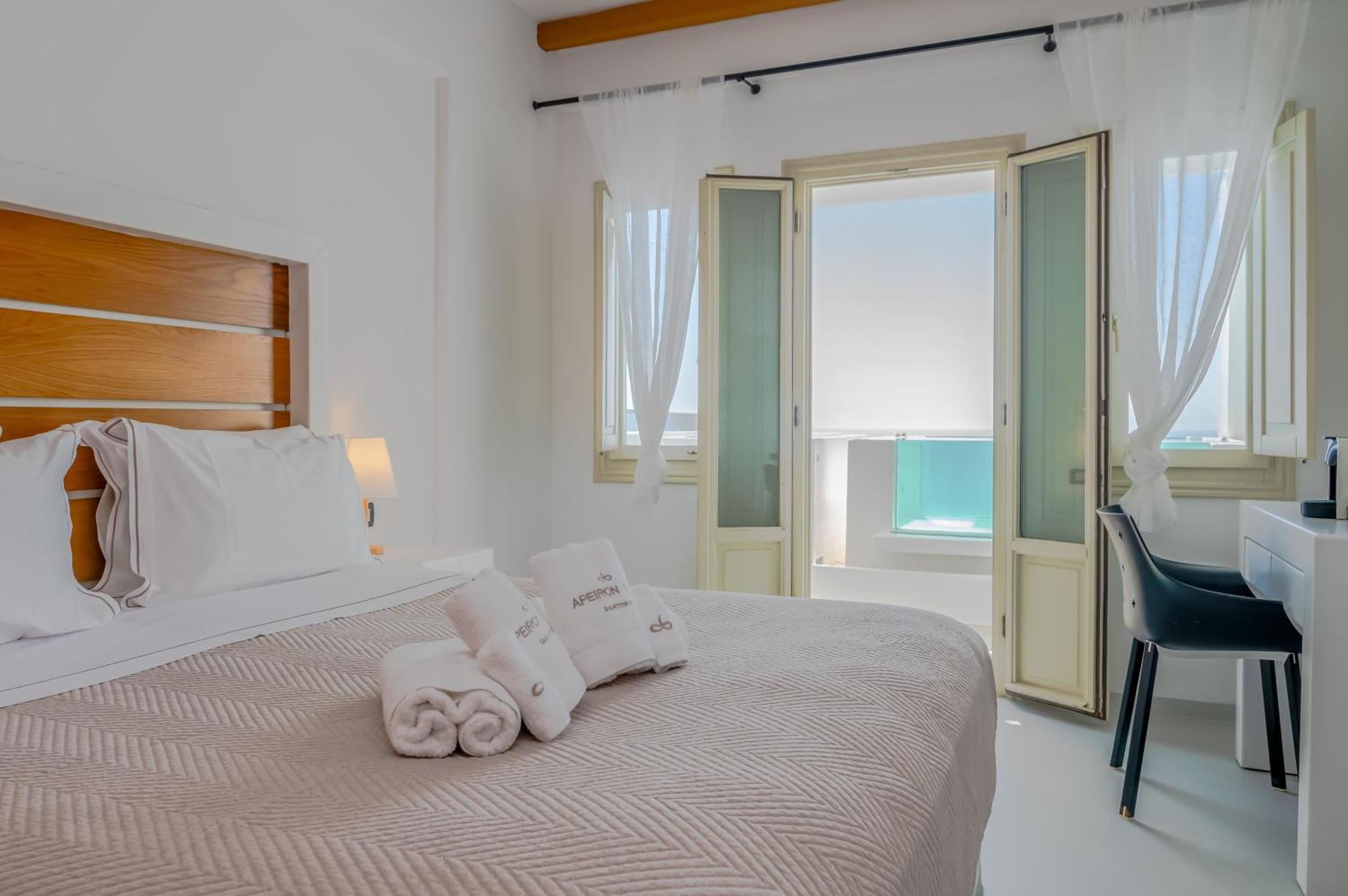 Apeiron Blue Santorini - Sustainable Adults Only 14 Plus Fira  Exteriör bild